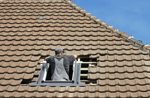 Pose de velux - Le Russey